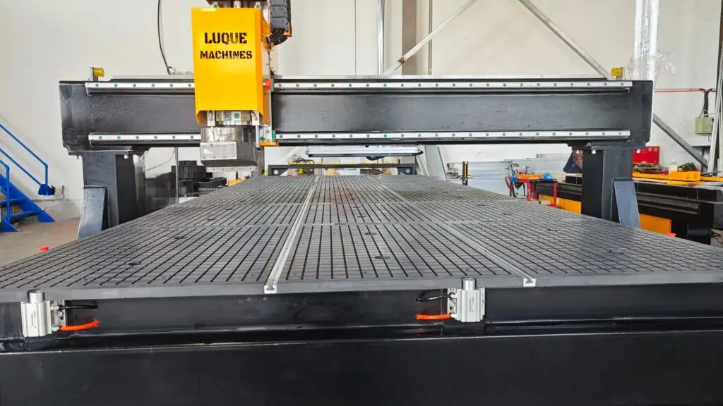 frontal fresadora cnc LUQUE Machines serie L L2150