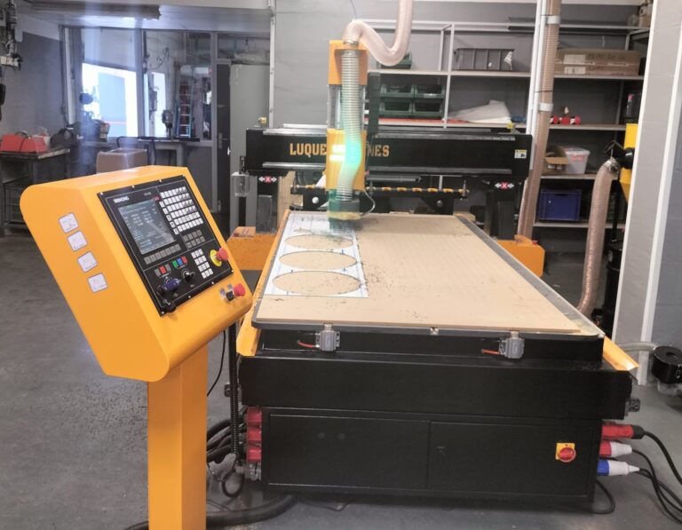 L1325 LUQUE Machines ESAT
