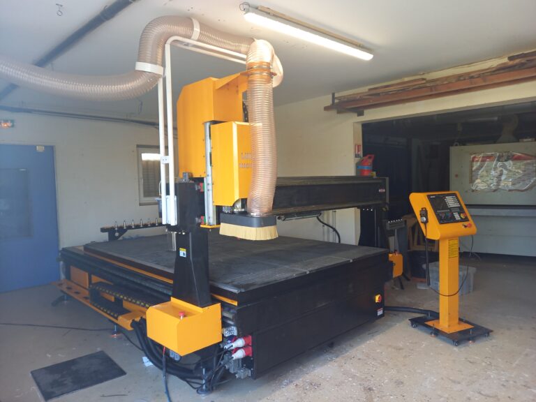 Fraiseuse cnc L2030 LUQUE Machines