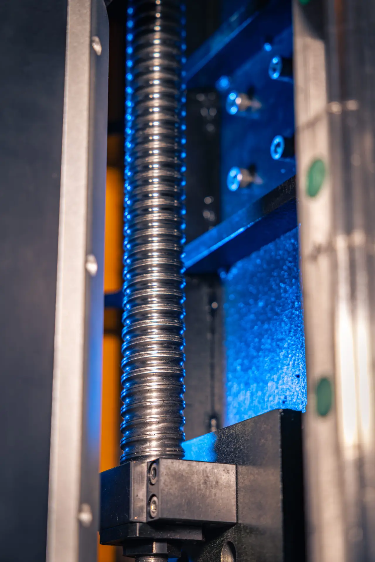Vis à billes fraiseuse cnc LUQUE Machines